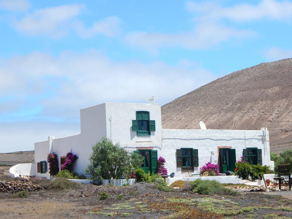 Affittacamere La Casa Caldera Femés Esterno foto